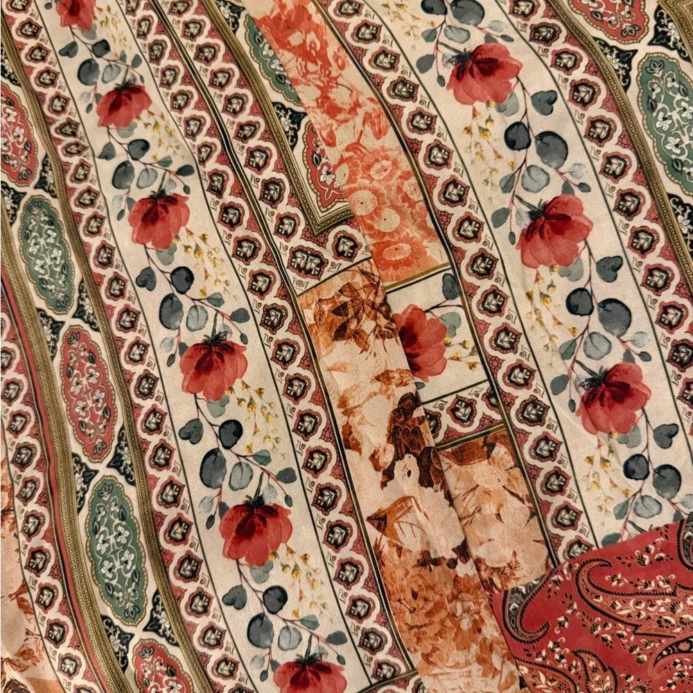 Zara Reversible Floral Print Kimono Robe - Picture 9 of 10